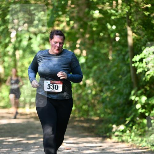 06.10.2024 - Bramfelder Halbmarathon 2024 Dr. Thomas Lammeyer http://msf.ph/oto/7341615 06.10.2024 10:50:16 Laufen 126, 330 meine-sportfotos.de
