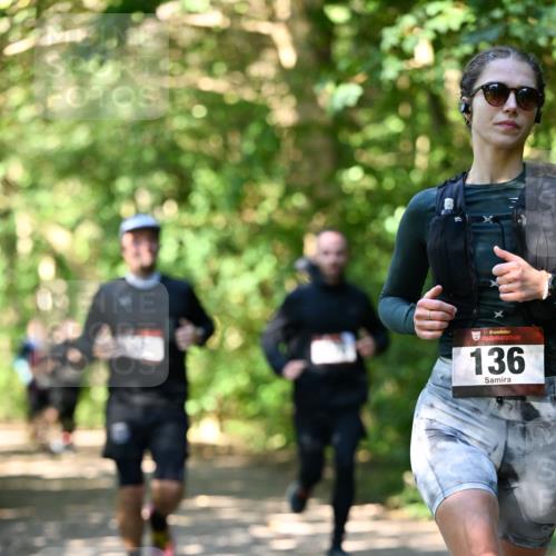 06.10.2024 - Bramfelder Halbmarathon 2024 Dr. Thomas Lammeyer http://msf.ph/oto/7341656 06.10.2024 10:50:27 Laufen 33, 136 meine-sportfotos.de