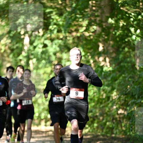 06.10.2024 - Bramfelder Halbmarathon 2024 Dr. Thomas Lammeyer http://msf.ph/oto/7341677 06.10.2024 10:50:31 Laufen 96, 9 meine-sportfotos.de