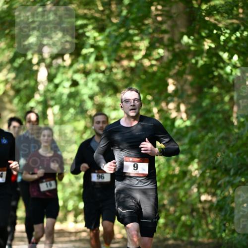 06.10.2024 - Bramfelder Halbmarathon 2024 Dr. Thomas Lammeyer http://msf.ph/oto/7341678 06.10.2024 10:50:31 Laufen 96, 9 meine-sportfotos.de
