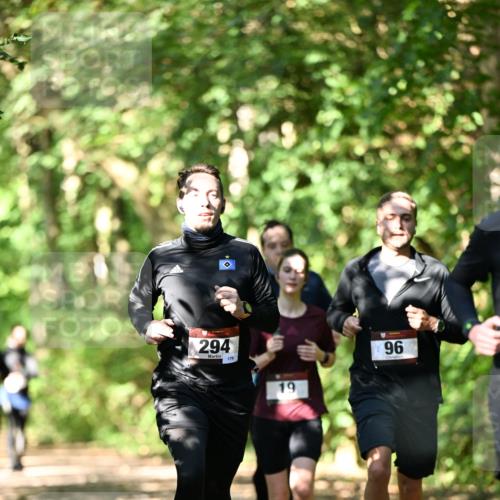 06.10.2024 - Bramfelder Halbmarathon 2024 Dr. Thomas Lammeyer http://msf.ph/oto/7341683 06.10.2024 10:50:32 Laufen 294, 19, 96 meine-sportfotos.de