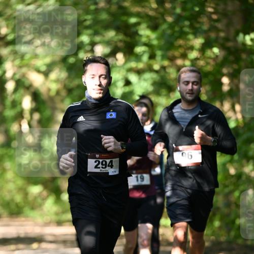 06.10.2024 - Bramfelder Halbmarathon 2024 Dr. Thomas Lammeyer http://msf.ph/oto/7341687 06.10.2024 10:50:33 Laufen 294, 176, 19, 6 meine-sportfotos.de