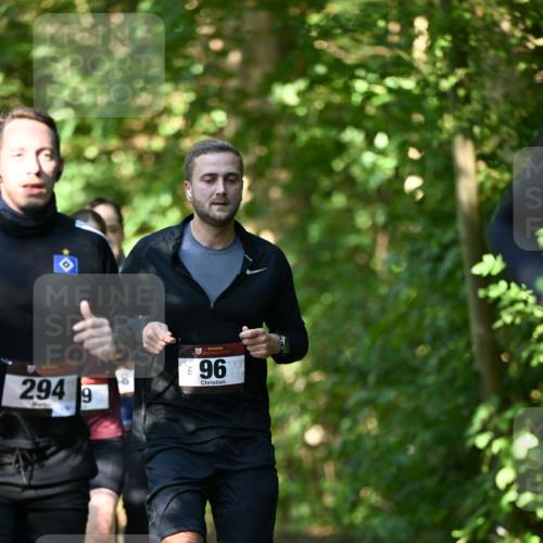 06.10.2024 - Bramfelder Halbmarathon 2024 Dr. Thomas Lammeyer http://msf.ph/oto/7341689 06.10.2024 10:50:34 Laufen 294, 9, 96 meine-sportfotos.de