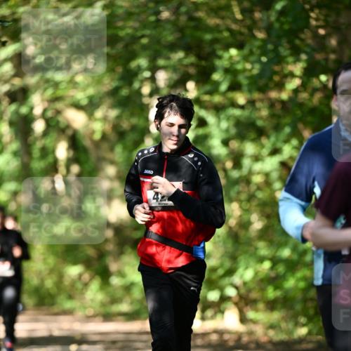 06.10.2024 - Bramfelder Halbmarathon 2024 Dr. Thomas Lammeyer http://msf.ph/oto/7341697 06.10.2024 10:50:36 Laufen 47 meine-sportfotos.de