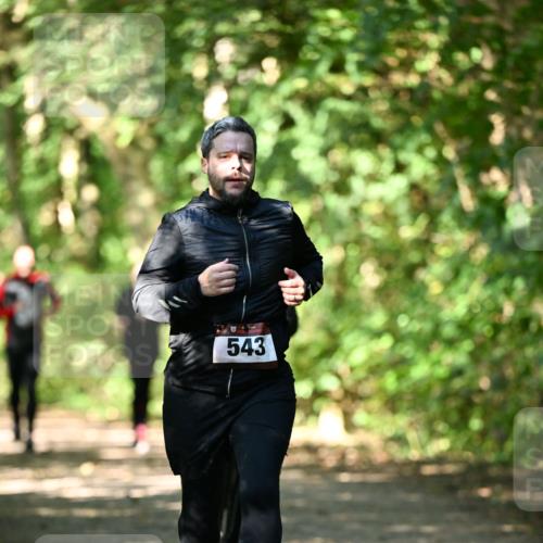 06.10.2024 - Bramfelder Halbmarathon 2024 Dr. Thomas Lammeyer http://msf.ph/oto/7341715 06.10.2024 10:50:43 Laufen 543 meine-sportfotos.de