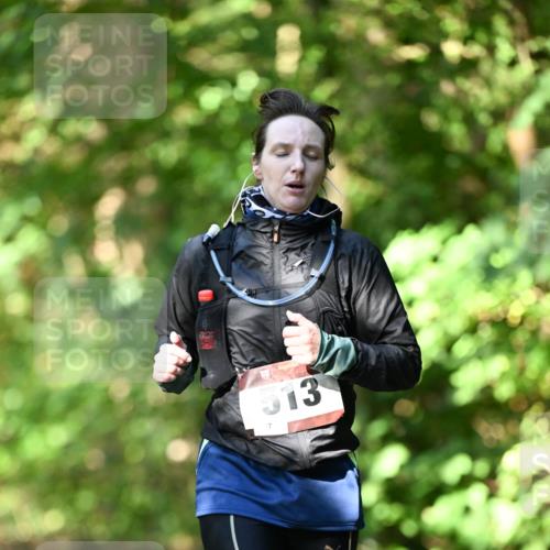 06.10.2024 - Bramfelder Halbmarathon 2024 Dr. Thomas Lammeyer http://msf.ph/oto/7341730 06.10.2024 10:50:46 Laufen 13 meine-sportfotos.de