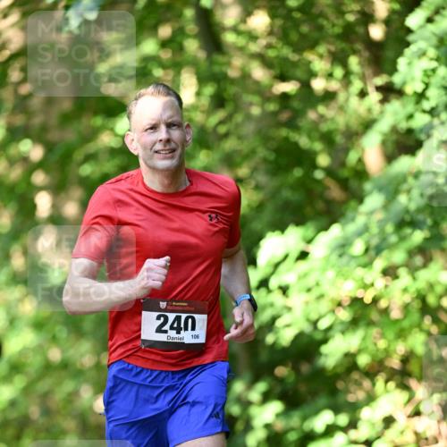 06.10.2024 - Bramfelder Halbmarathon 2024 Dr. Thomas Lammeyer http://msf.ph/oto/7341772 06.10.2024 10:51:01 Laufen 33, 240, 106 meine-sportfotos.de