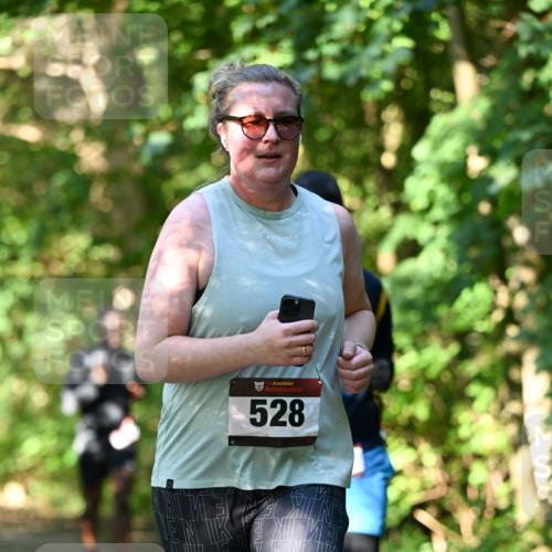 06.10.2024 - Bramfelder Halbmarathon 2024 Dr. Thomas Lammeyer http://msf.ph/oto/7341803 06.10.2024 10:51:10 Laufen 33, 528 meine-sportfotos.de