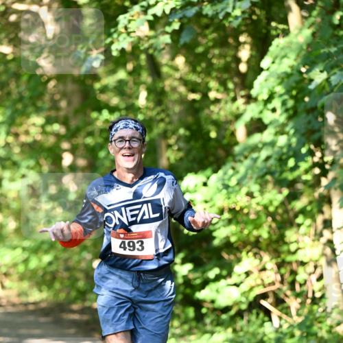06.10.2024 - Bramfelder Halbmarathon 2024 Dr. Thomas Lammeyer http://msf.ph/oto/7341826 06.10.2024 10:51:17 Laufen 33, 493 meine-sportfotos.de