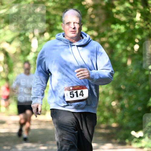 06.10.2024 - Bramfelder Halbmarathon 2024 Dr. Thomas Lammeyer http://msf.ph/oto/7341854 06.10.2024 10:51:22 Laufen 33, 514, 187 meine-sportfotos.de