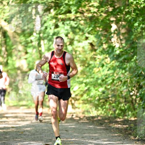 06.10.2024 - Bramfelder Halbmarathon 2024 Dr. Thomas Lammeyer http://msf.ph/oto/7341878 06.10.2024 10:51:30 Laufen 200 meine-sportfotos.de