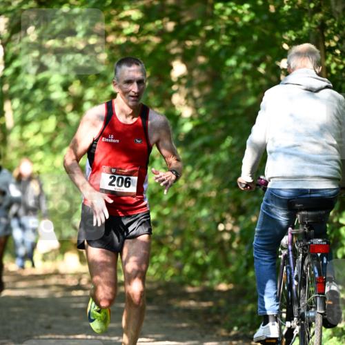 06.10.2024 - Bramfelder Halbmarathon 2024 Dr. Thomas Lammeyer http://msf.ph/oto/7341886 06.10.2024 10:51:31 Laufen 206 meine-sportfotos.de