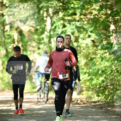 06.10.2024 - Bramfelder Halbmarathon 2024 Dr. Thomas Lammeyer http://msf.ph/oto/7341909 06.10.2024 10:51:38 Laufen 122, 59 meine-sportfotos.de