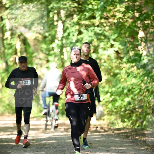 06.10.2024 - Bramfelder Halbmarathon 2024 Dr. Thomas Lammeyer http://msf.ph/oto/7341910 06.10.2024 10:51:38 Laufen 122, 59 meine-sportfotos.de