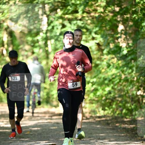 06.10.2024 - Bramfelder Halbmarathon 2024 Dr. Thomas Lammeyer http://msf.ph/oto/7341914 06.10.2024 10:51:38 Laufen 122, 59 meine-sportfotos.de