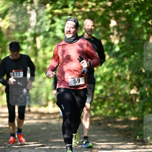 06.10.2024 - Bramfelder Halbmarathon 2024 Dr. Thomas Lammeyer http://msf.ph/oto/7341920 06.10.2024 10:51:39 Laufen 122, 59 meine-sportfotos.de