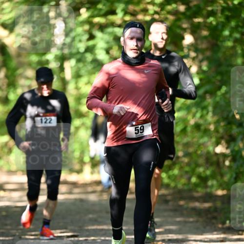 06.10.2024 - Bramfelder Halbmarathon 2024 Dr. Thomas Lammeyer http://msf.ph/oto/7341922 06.10.2024 10:51:39 Laufen 122, 59, 2 meine-sportfotos.de