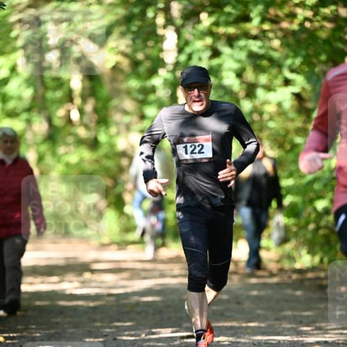 06.10.2024 - Bramfelder Halbmarathon 2024 Dr. Thomas Lammeyer http://msf.ph/oto/7341926 06.10.2024 10:51:40 Laufen 122 meine-sportfotos.de