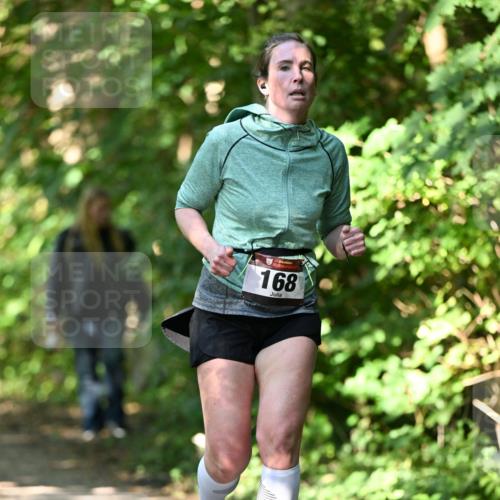 06.10.2024 - Bramfelder Halbmarathon 2024 Dr. Thomas Lammeyer http://msf.ph/oto/7341942 06.10.2024 10:51:50 Laufen 168 meine-sportfotos.de