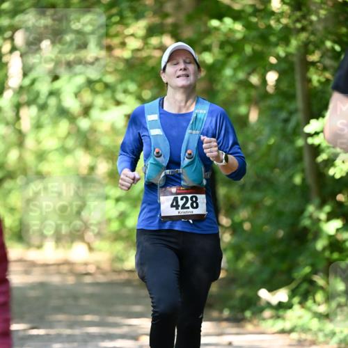 06.10.2024 - Bramfelder Halbmarathon 2024 Dr. Thomas Lammeyer http://msf.ph/oto/7341952 06.10.2024 10:51:54 Laufen 428 meine-sportfotos.de