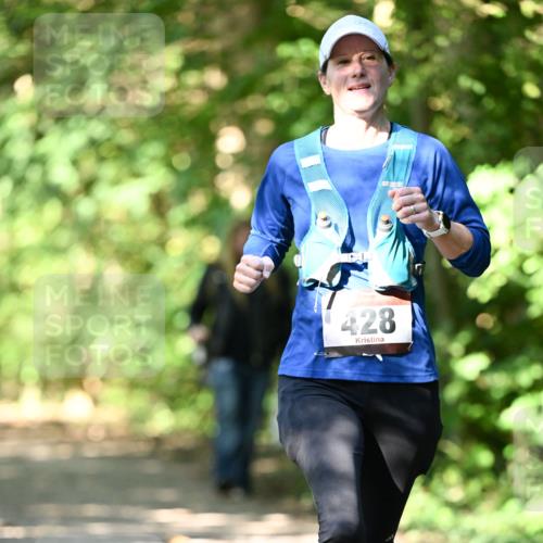 06.10.2024 - Bramfelder Halbmarathon 2024 Dr. Thomas Lammeyer http://msf.ph/oto/7341957 06.10.2024 10:51:55 Laufen 428 meine-sportfotos.de