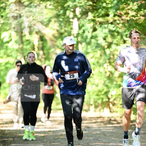 06.10.2024 - Bramfelder Halbmarathon 2024 Dr. Thomas Lammeyer http://msf.ph/oto/7341975 06.10.2024 10:52:01 Laufen 29 meine-sportfotos.de