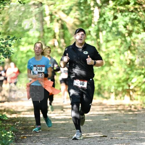 06.10.2024 - Bramfelder Halbmarathon 2024 Dr. Thomas Lammeyer http://msf.ph/oto/7342023 06.10.2024 10:52:15 Laufen 248, 1540 meine-sportfotos.de