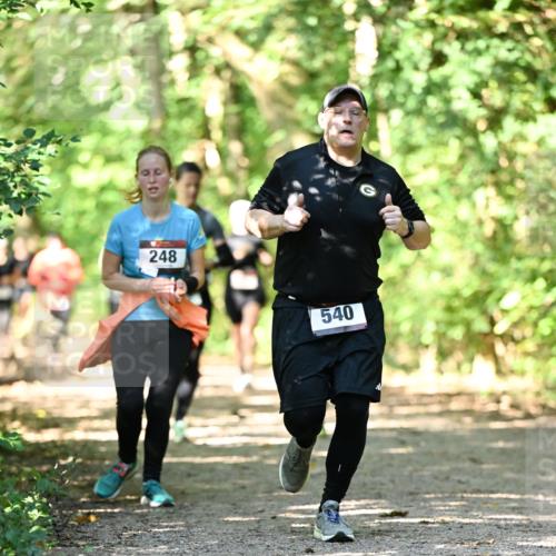 06.10.2024 - Bramfelder Halbmarathon 2024 Dr. Thomas Lammeyer http://msf.ph/oto/7342026 06.10.2024 10:52:15 Laufen 20, 248, 540 meine-sportfotos.de