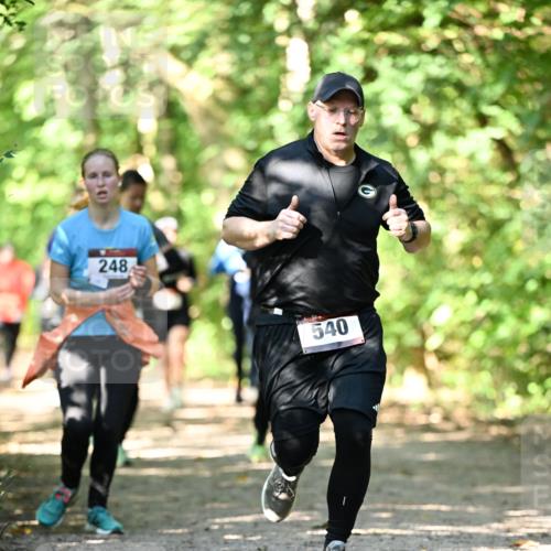 06.10.2024 - Bramfelder Halbmarathon 2024 Dr. Thomas Lammeyer http://msf.ph/oto/7342031 06.10.2024 10:52:16 Laufen 248, 540 meine-sportfotos.de