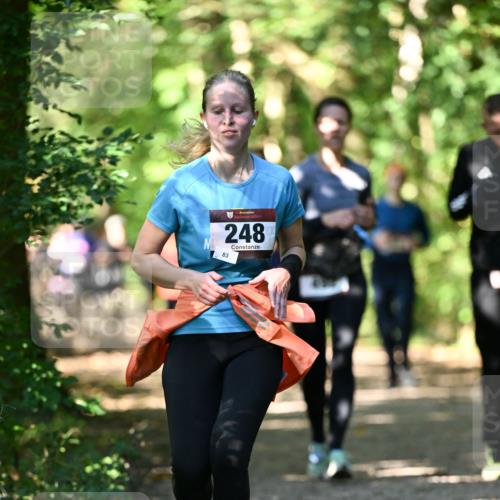 06.10.2024 - Bramfelder Halbmarathon 2024 Dr. Thomas Lammeyer http://msf.ph/oto/7342046 06.10.2024 10:52:18 Laufen 33, 248, 83 meine-sportfotos.de