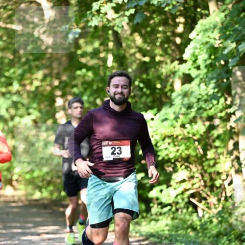 06.10.2024 - Bramfelder Halbmarathon 2024 Dr. Thomas Lammeyer http://msf.ph/oto/7342098 06.10.2024 10:52:33 Laufen 177, 23 meine-sportfotos.de