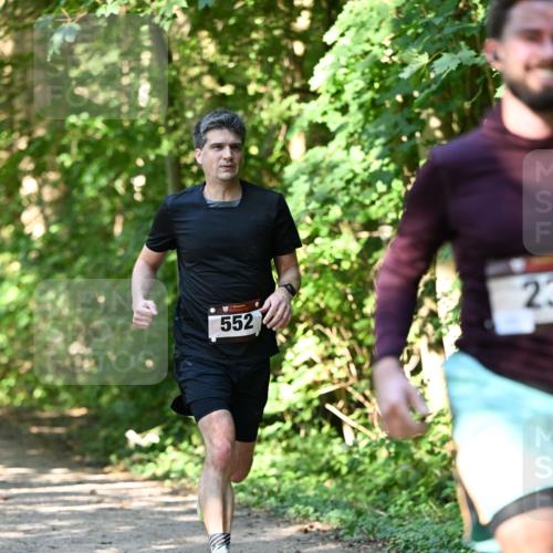 06.10.2024 - Bramfelder Halbmarathon 2024 Dr. Thomas Lammeyer http://msf.ph/oto/7342104 06.10.2024 10:52:34 Laufen 23, 552 meine-sportfotos.de
