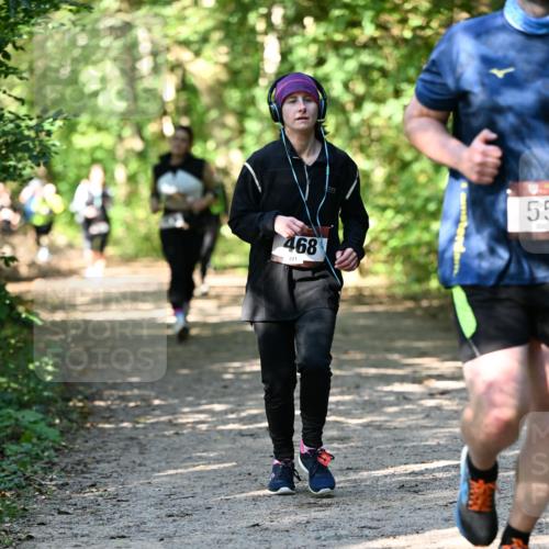 06.10.2024 - Bramfelder Halbmarathon 2024 Dr. Thomas Lammeyer http://msf.ph/oto/7342252 06.10.2024 10:52:51 Laufen 468, 221, 55 meine-sportfotos.de