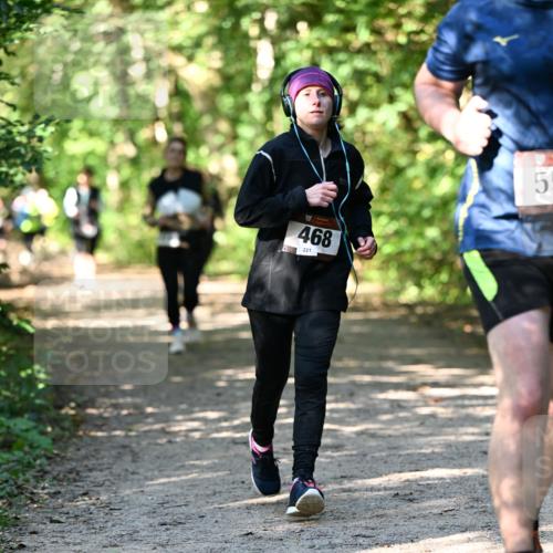 06.10.2024 - Bramfelder Halbmarathon 2024 Dr. Thomas Lammeyer http://msf.ph/oto/7342254 06.10.2024 10:52:51 Laufen 468, 221, 55 meine-sportfotos.de