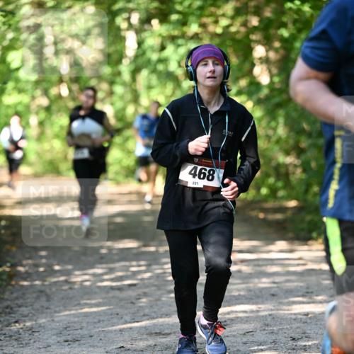 06.10.2024 - Bramfelder Halbmarathon 2024 Dr. Thomas Lammeyer http://msf.ph/oto/7342262 06.10.2024 10:52:52 Laufen 468, 221 meine-sportfotos.de