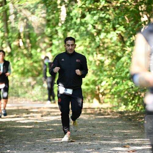 06.10.2024 - Bramfelder Halbmarathon 2024 Dr. Thomas Lammeyer http://msf.ph/oto/7342295 06.10.2024 10:52:57 Laufen  meine-sportfotos.de