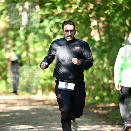 06.10.2024 - Bramfelder Halbmarathon 2024 Dr. Thomas Lammeyer http://msf.ph/oto/7342321 06.10.2024 10:52:58 Laufen  meine-sportfotos.de