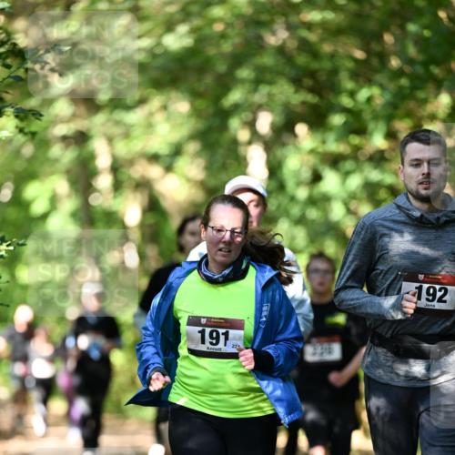 06.10.2024 - Bramfelder Halbmarathon 2024 Dr. Thomas Lammeyer http://msf.ph/oto/7342430 06.10.2024 10:53:16 Laufen 191, 22, 192 meine-sportfotos.de