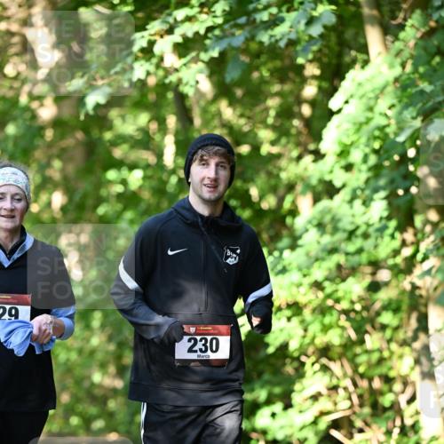 06.10.2024 - Bramfelder Halbmarathon 2024 Dr. Thomas Lammeyer http://msf.ph/oto/7342510 06.10.2024 10:53:27 Laufen 29, 33, 230 meine-sportfotos.de