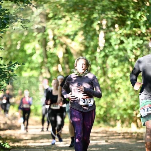 06.10.2024 - Bramfelder Halbmarathon 2024 Dr. Thomas Lammeyer http://msf.ph/oto/7342520 06.10.2024 10:53:29 Laufen 315, 128, 123 meine-sportfotos.de