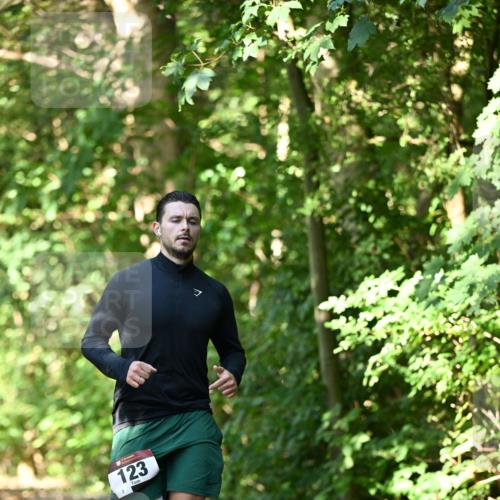 06.10.2024 - Bramfelder Halbmarathon 2024 Dr. Thomas Lammeyer http://msf.ph/oto/7342531 06.10.2024 10:53:31 Laufen 123 meine-sportfotos.de