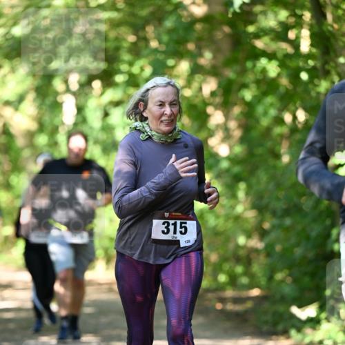 06.10.2024 - Bramfelder Halbmarathon 2024 Dr. Thomas Lammeyer http://msf.ph/oto/7342553 06.10.2024 10:53:32 Laufen 315, 128 meine-sportfotos.de