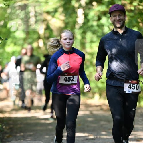 06.10.2024 - Bramfelder Halbmarathon 2024 Dr. Thomas Lammeyer http://msf.ph/oto/7342653 06.10.2024 10:53:44 Laufen 452, 33, 450, 215 meine-sportfotos.de