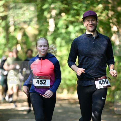 06.10.2024 - Bramfelder Halbmarathon 2024 Dr. Thomas Lammeyer http://msf.ph/oto/7342658 06.10.2024 10:53:45 Laufen 452, 450, 215 meine-sportfotos.de