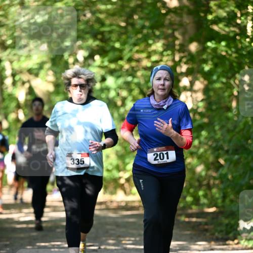06.10.2024 - Bramfelder Halbmarathon 2024 Dr. Thomas Lammeyer http://msf.ph/oto/7342883 06.10.2024 10:54:07 Laufen 335, 201 meine-sportfotos.de