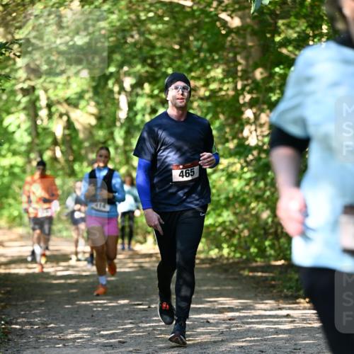 06.10.2024 - Bramfelder Halbmarathon 2024 Dr. Thomas Lammeyer http://msf.ph/oto/7342931 06.10.2024 10:54:11 Laufen 465 meine-sportfotos.de