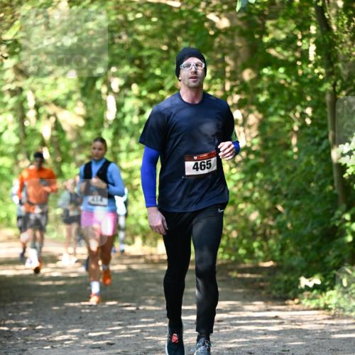06.10.2024 - Bramfelder Halbmarathon 2024 Dr. Thomas Lammeyer http://msf.ph/oto/7342941 06.10.2024 10:54:11 Laufen 414, 465 meine-sportfotos.de