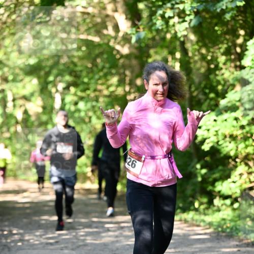 06.10.2024 - Bramfelder Halbmarathon 2024 Dr. Thomas Lammeyer http://msf.ph/oto/7343065 06.10.2024 10:54:27 Laufen 26 meine-sportfotos.de