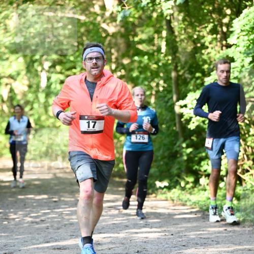06.10.2024 - Bramfelder Halbmarathon 2024 Dr. Thomas Lammeyer http://msf.ph/oto/7343218 06.10.2024 10:54:58 Laufen 17, 126 meine-sportfotos.de