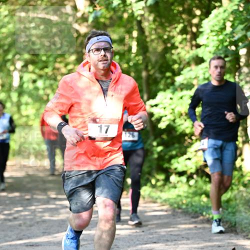 06.10.2024 - Bramfelder Halbmarathon 2024 Dr. Thomas Lammeyer http://msf.ph/oto/7343222 06.10.2024 10:54:59 Laufen 17, 126 meine-sportfotos.de